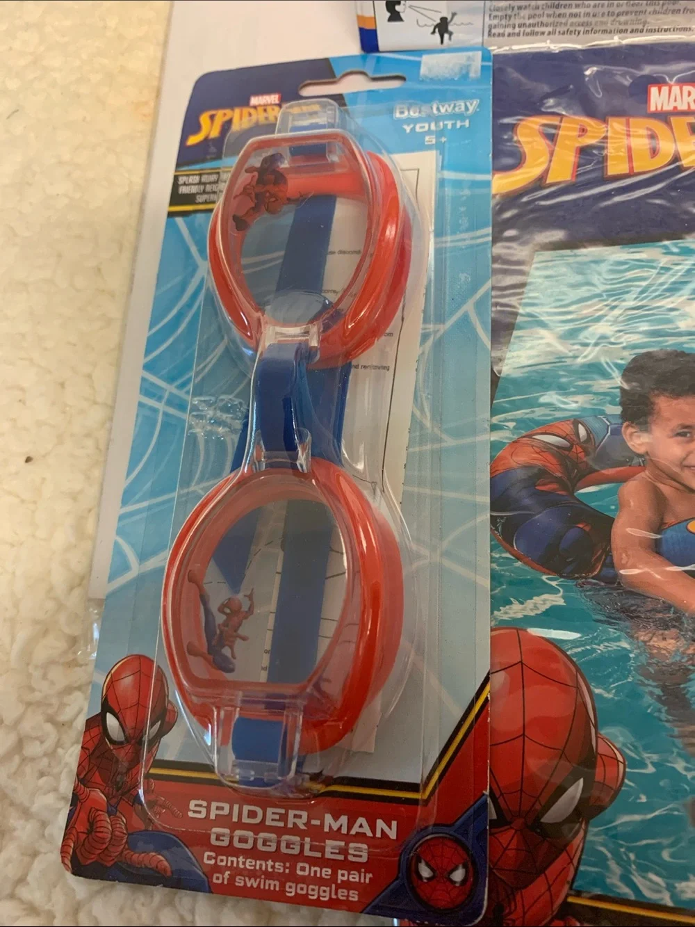 Spider-Man 4-Pc Swim Set NEW Kiddie Pool (2) Swim Goggles and matching Swim Tube